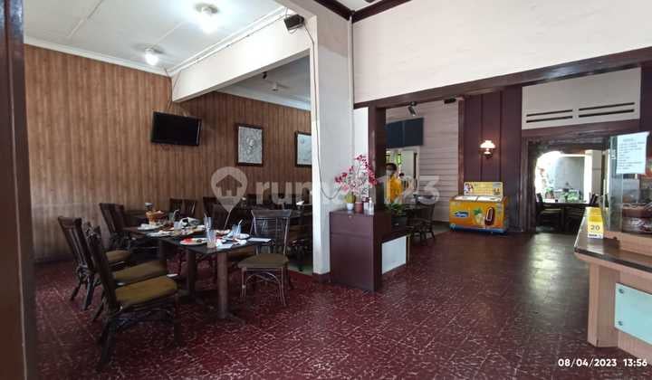 Tempat Usaha Pajajaran
