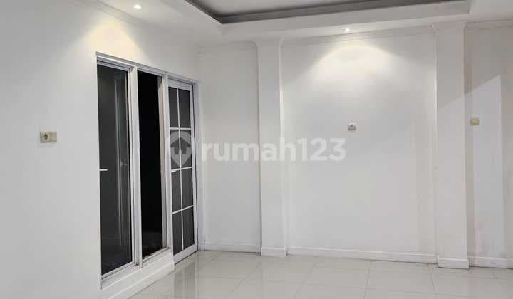Dijual Rumah Siap Huni di Cluster Monaco Village