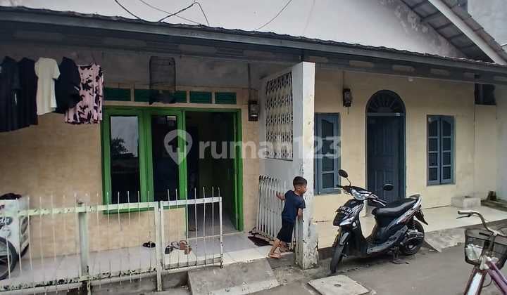 For Sale 3-Door Rental House