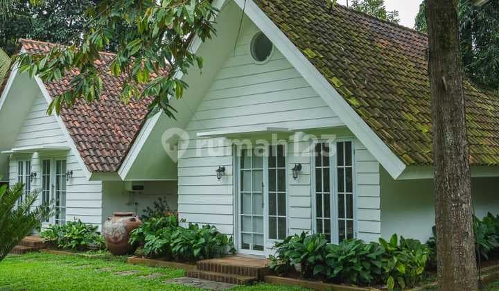 Dijual Villa dengan Suasana Asri Kawasan Villa El Hoppo Venue Bogor (El)
