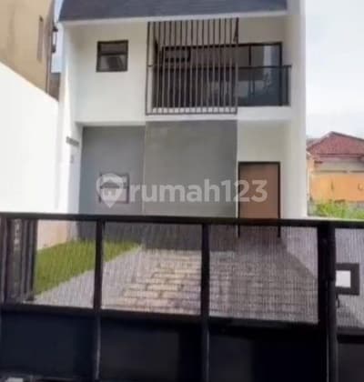 Rumah Baru Minimalis 2 Lantai di Taman Puspa Indah Soekarno Hatta Bandung
