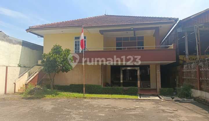 Gedung Kantor Siap Pakai di Mainroad Soekarno Hatta Bandung