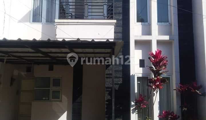Rumah Minimalis Siap Huni 2 Lantai di Cigadung Indah Bandung