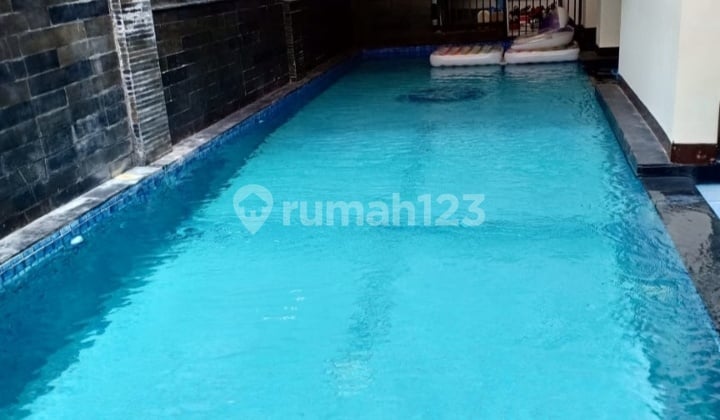 Rumah SIap Huni ada Kolam Renang di Setra Murni Bandung