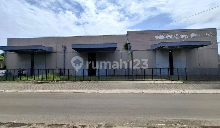 Gudang Lawang Malang 700 M²