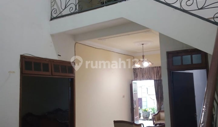 Rumah 2 Lantai 6 Kamar Siap Huni Cocok Utk Kost