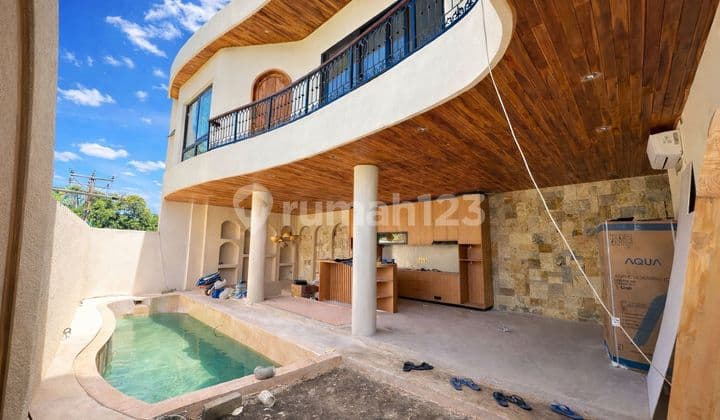 New 2-Storey Villa Fully Furnished with Pool View, Rice Field Nature, Beraban