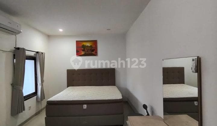 Rumah Modern Furnished Strategis Dkt Pantai Puri Gading, Jimbaran