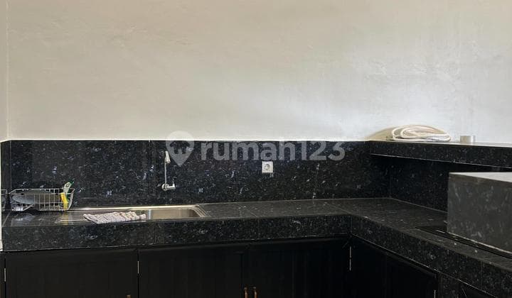 Moriarti Villa Kawasan Elit Strategis dan Nyaman di Tibubeneng