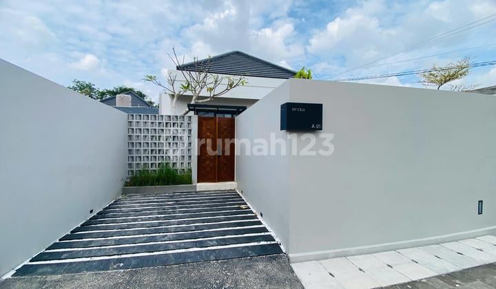 House Near Jimbaran Beach in Kedonganan, Badung. Only 1 Unit Left.