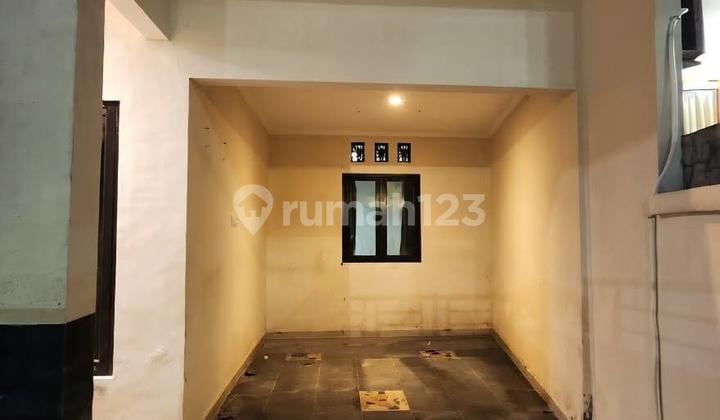 Rumah 2 Lantai 4 Kamar Strategis di Jalan Cargo Permai Denpasar