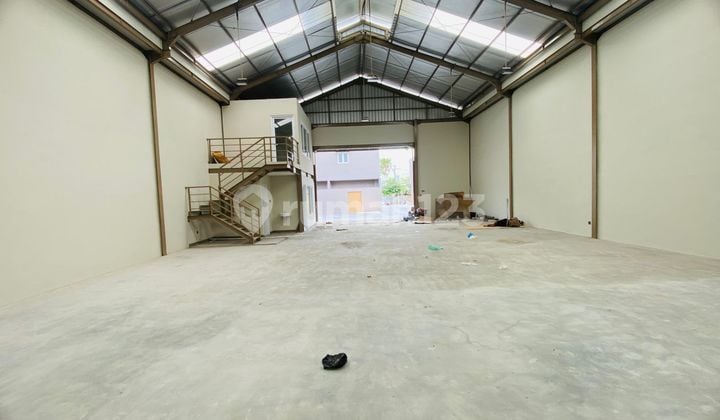 Gudang Strategis Siap Pakai Akses Tronton Mahendradatta Denpasar