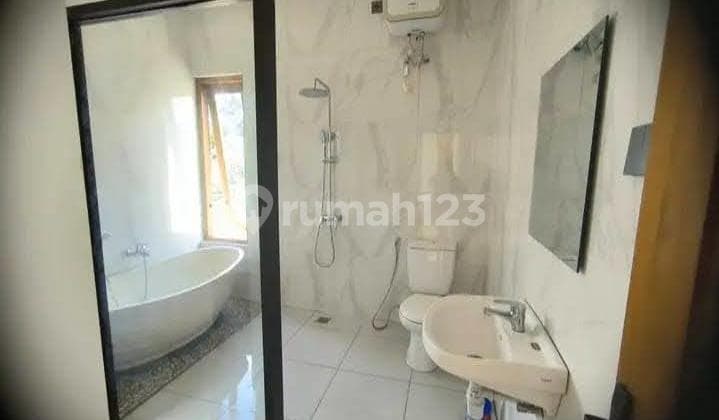 Villa Furnished Dekat Sekolah International Puri Gading Jimbaran