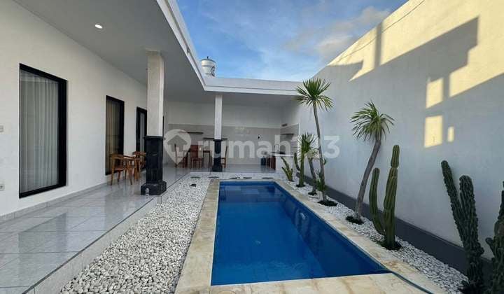 Villa 2BR Fully Furnished Rice Field View Canggu Badung, Bali