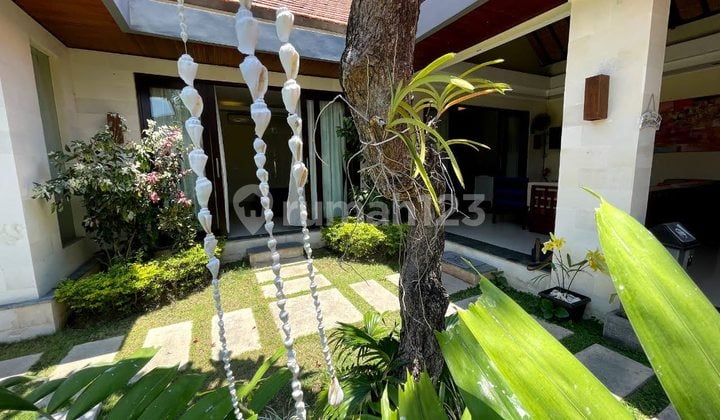 Villa Fasilitas Lengkap Nyaman Lokasi Strategis di Seminyak