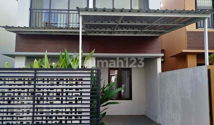 3BR 2-Story House Near Unud Jimbaran Badung Bali
