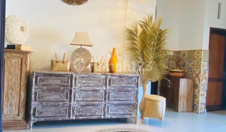 Rumah Furnished Dekat Jl Raya Padonan, Club dan Pantai di Canggu
