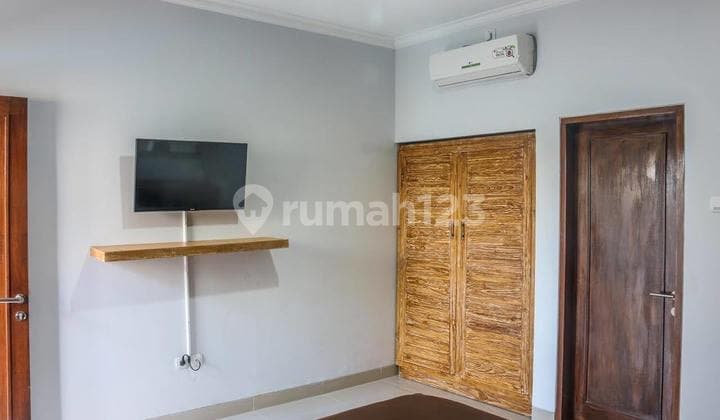 Villa dan Guesthouse 10 Unit Dekat Pantai Seminyak Kerobokan Bali