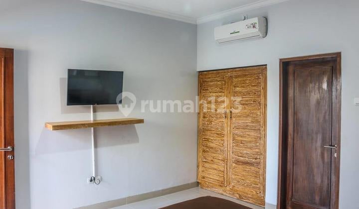 Villa and Guesthouse 10 Units Near Seminyak Kerobokan Beach Bali