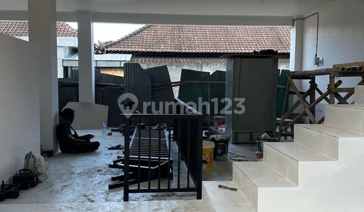 Rumah Guest House Baru Strategis Dekat Pantai di Canggu Nelayan