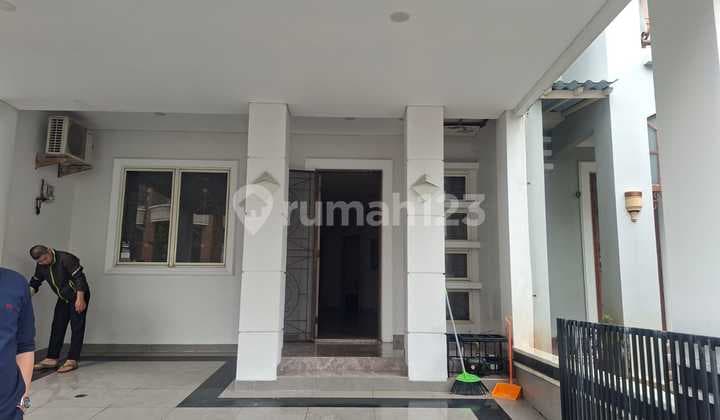 Rumah Siap Huni Kamar3+1 Hadap Timur di Bukit Gading Mediteranis