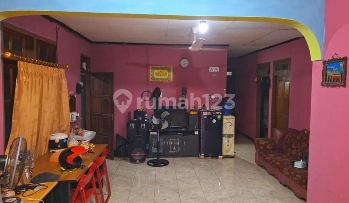 Dijual rumah di jayapura dekat pantai, 4kamar tidur