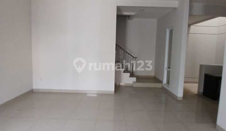 Rumah Baru Kosongan Hadap Utara , Kamar 3+1 di Sedayu City