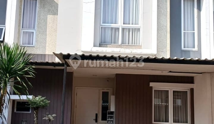 Rumah di Cluster Rossini Symphonia Gading Serpong Sudah Renovasi Bagus