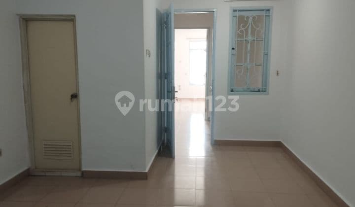 Disewakan Rumah Taman Palem Lestari