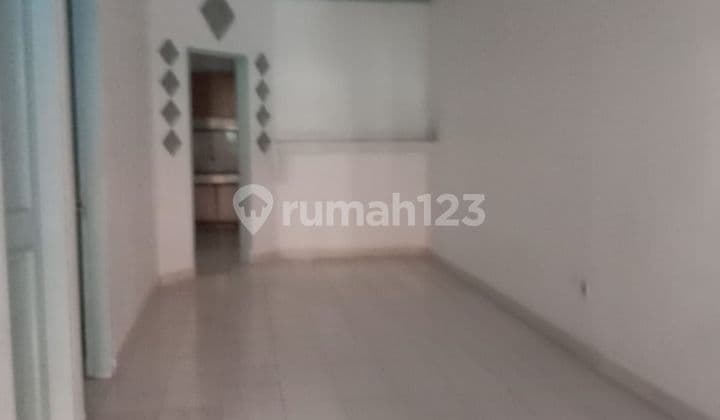 Rumah dekat bandara, akses tol dekat, dekahan sekolan