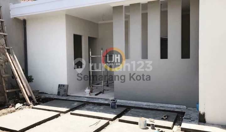 Rumah Bagus Siap Huni Bebas Banjir di Jalan Puspowarno Semarang