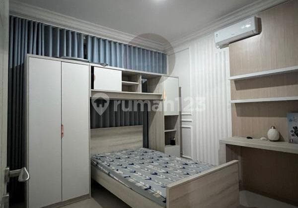 Ready-to-move-in house in Victoria Valley.