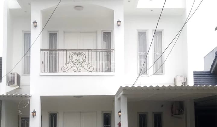 Grand Serpong Residence, Tangsel Rumah 2,5 Lantai Dekat Pintu Tol