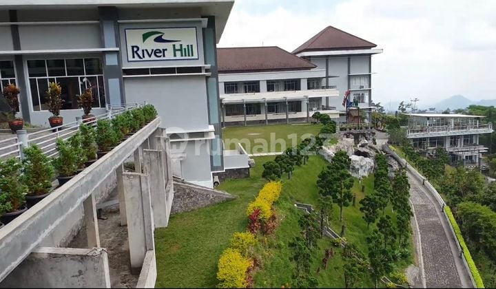 Di Murah Hotel River Hill Jawa Tengah Luas 4 Hektar Masih Beroperasi