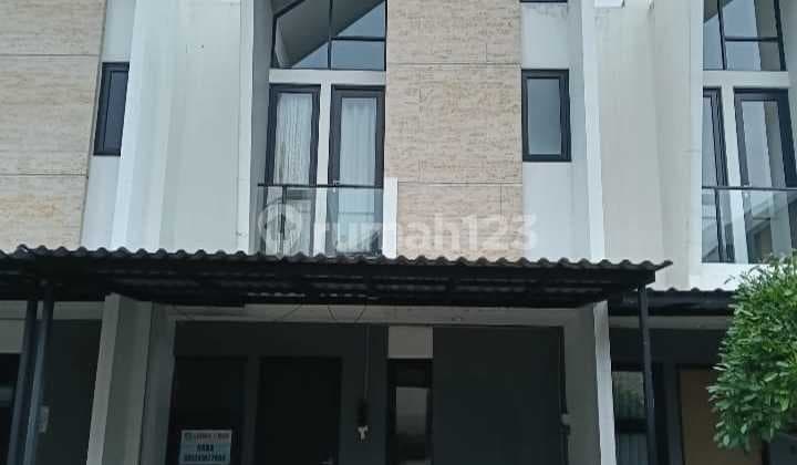 Disewakan Rumah Cantik Semi Furnished di Provence Suites Bsd
