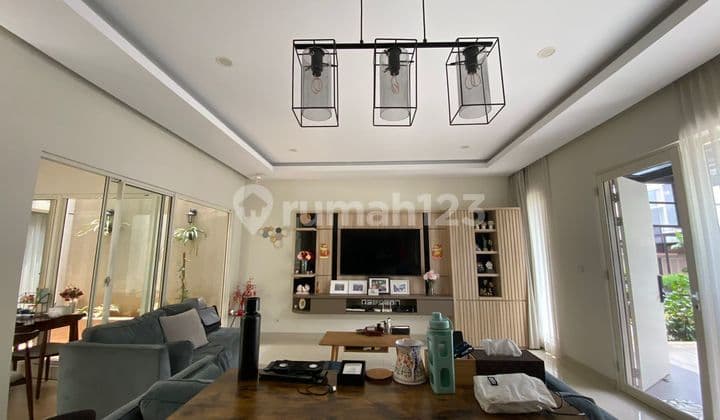 Dijual Rumah Siap Huni Like New Furniture Semi Furnished di Mozart At Symphonia Gading Serpong