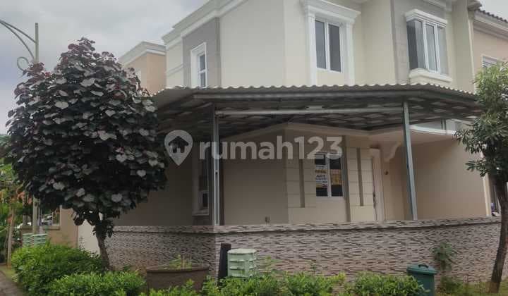 DIJUAL RUMAH HOEK BELUM PERNAH DIHUNI SHM DI GADING SERPONG
