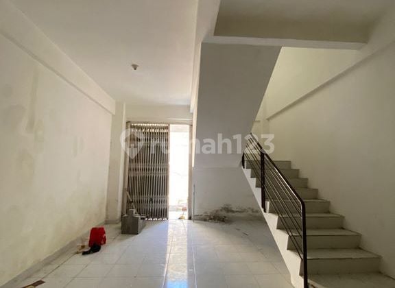 High Visibility Commercial Shophouse In Teuku Umar, Denpasar