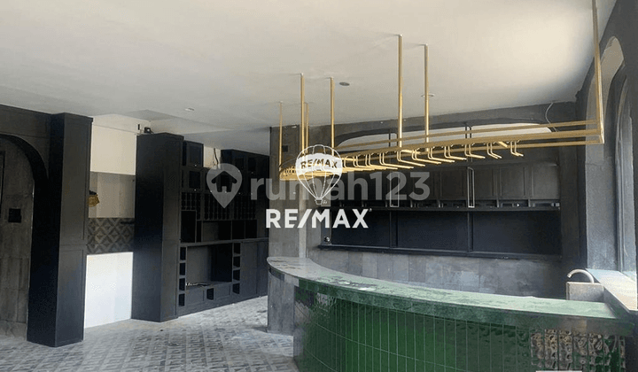 Spacious Shop Space For Rent In Prime Berawa, Canggu