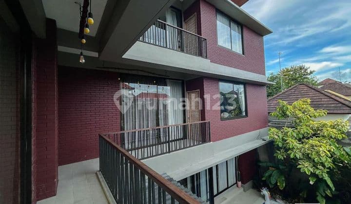 Hotel For Sale Prime Location Next To Sidewalk Jimbaran