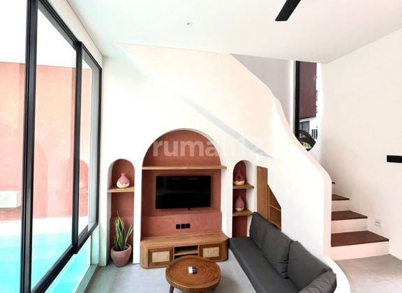 Modern 2 Bedroom Villa For Rent In Pererenan
