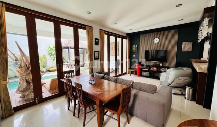 Private Villa 3 Bedroom For Rent In Kerobokan Within A Villa Complex