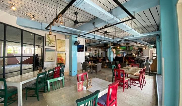 Beachfront Building Space for Rent In Seminyak
