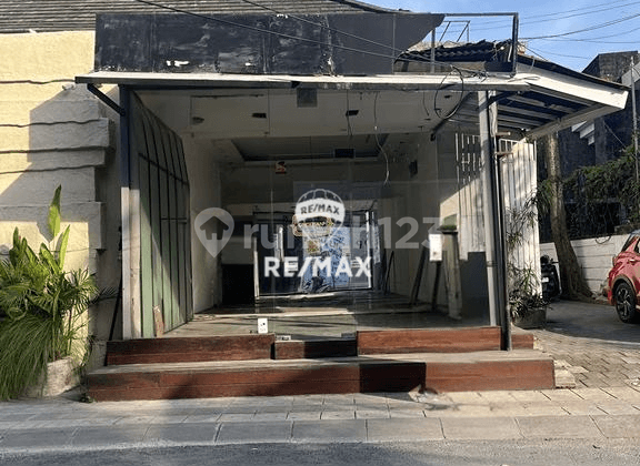 Shop For Rent In Prime Location In Batu Bolong Canggu Only 2 Minutes To The Beach