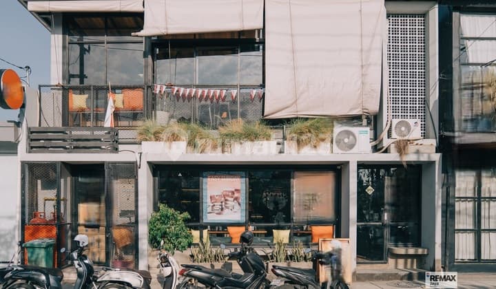 2 Storey Commercial Space For Rent In Canggu, North Kuta Area