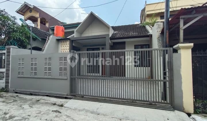 Rumah Baru Minimalis di Taman Cibaduyut Indah