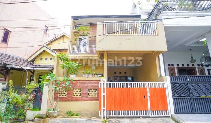 Rumah Bebas Banjir 8 Menit ke Stasiun Depok Lama Hadap Utara J34889