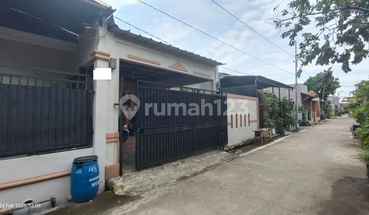 Rumah SHM Strategis dekat Summarecon Mall Bekasi Dibantu KPR J-32732