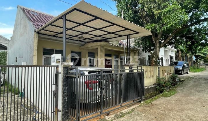 Rumah Bebas Banjir 14 Menit ke Pintu Tol Jatiwarna 2 Asri bisa KPR J40399