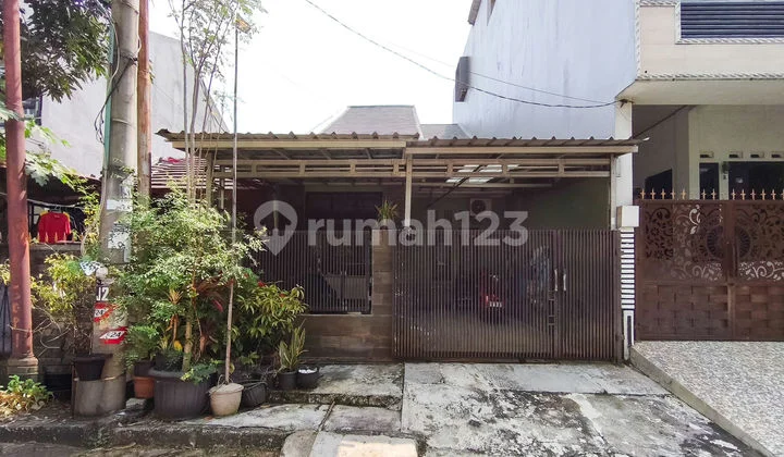 Rumah Terawat 5 Menit ke Lagoon Avenue Mall Bekasi Bebas Banjir J46905 Rumah Terawat 5 Menit ke Lagoon Avenue Mall Bekasi Bebas Banjir J46905